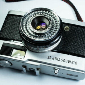 Linda câmera Olympus Trip 35